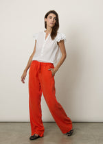Pantaloni ampi