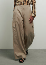 Pantaloni cargo