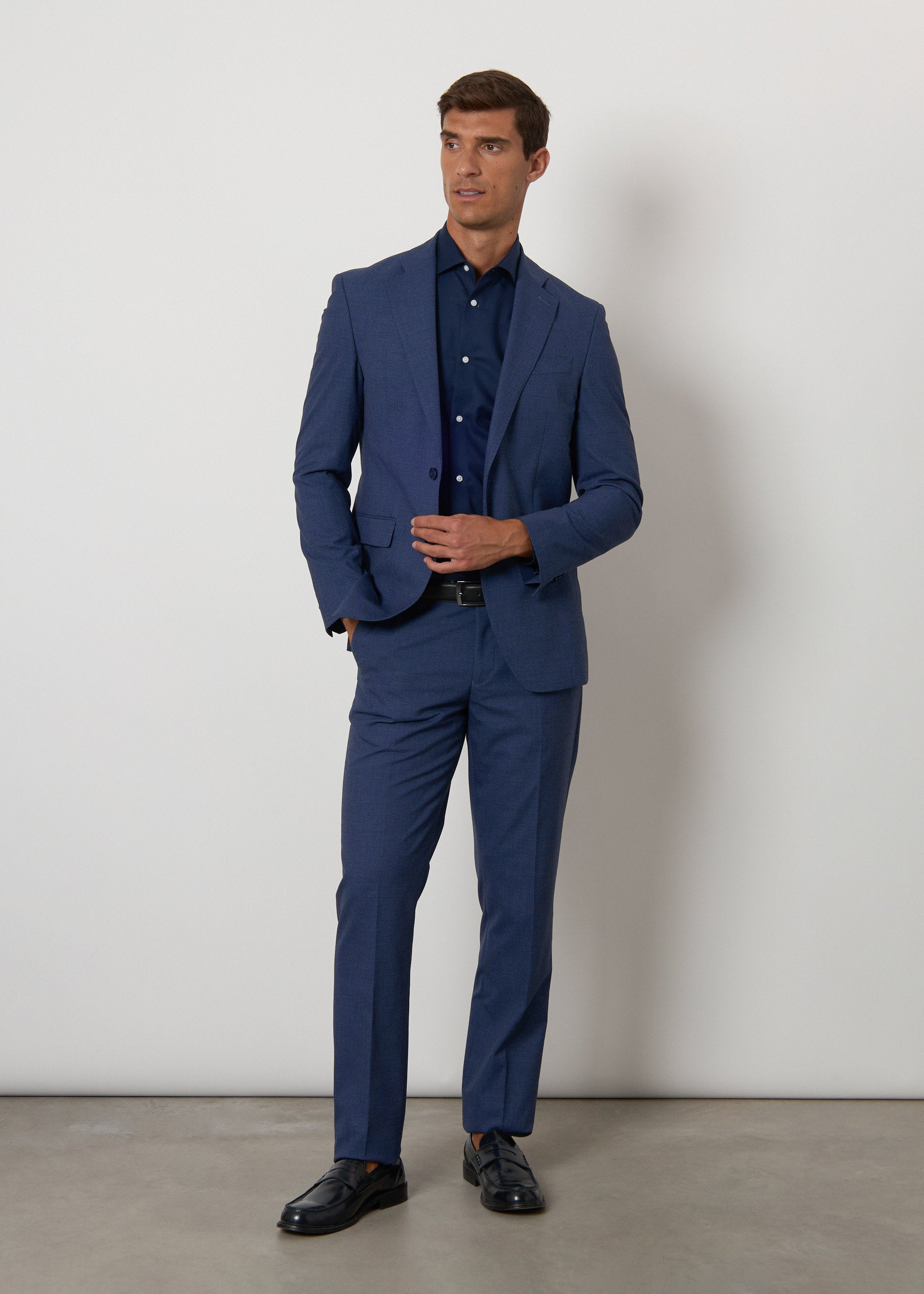 Completo regular fit fantasia