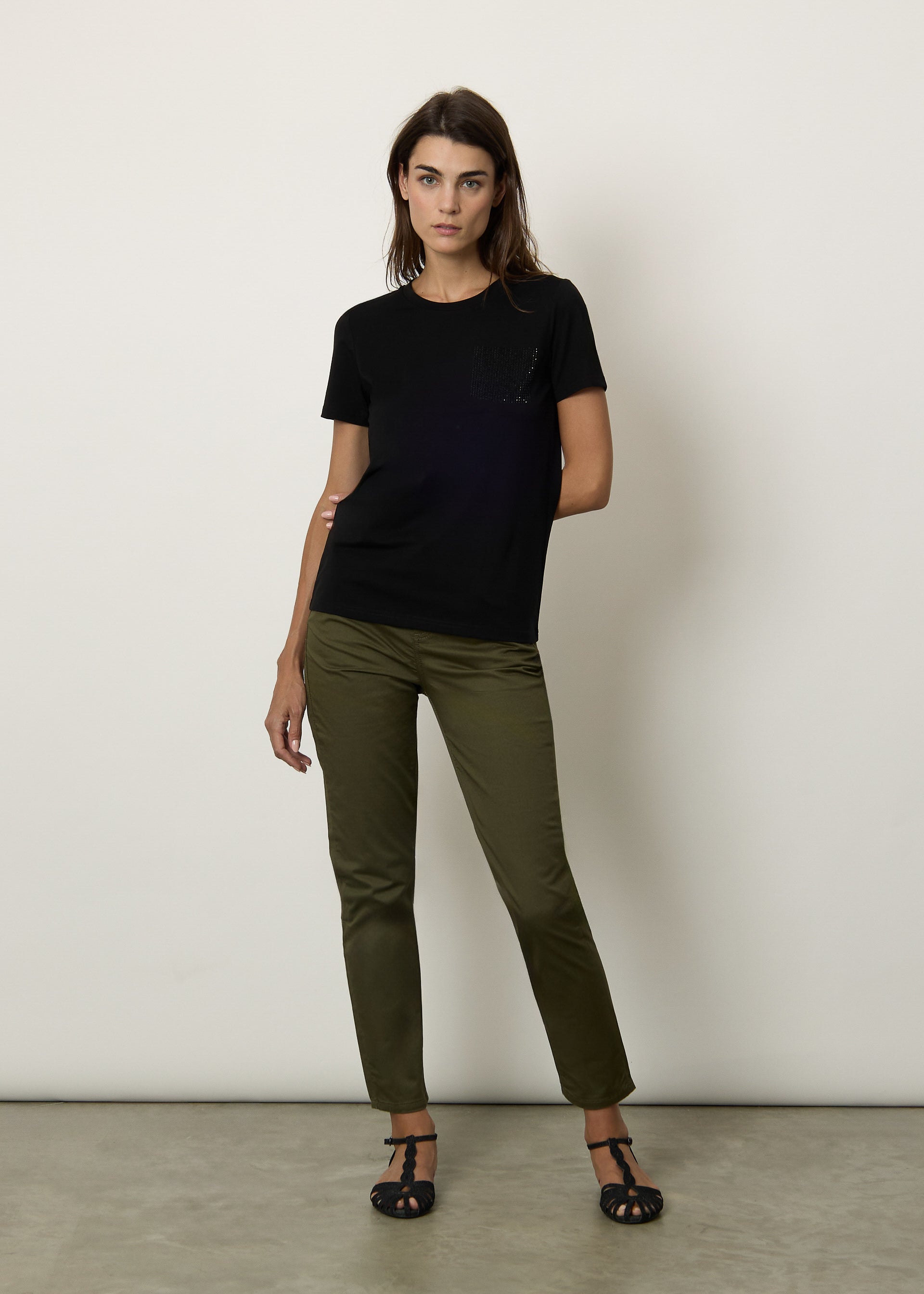 T-shirt con strass