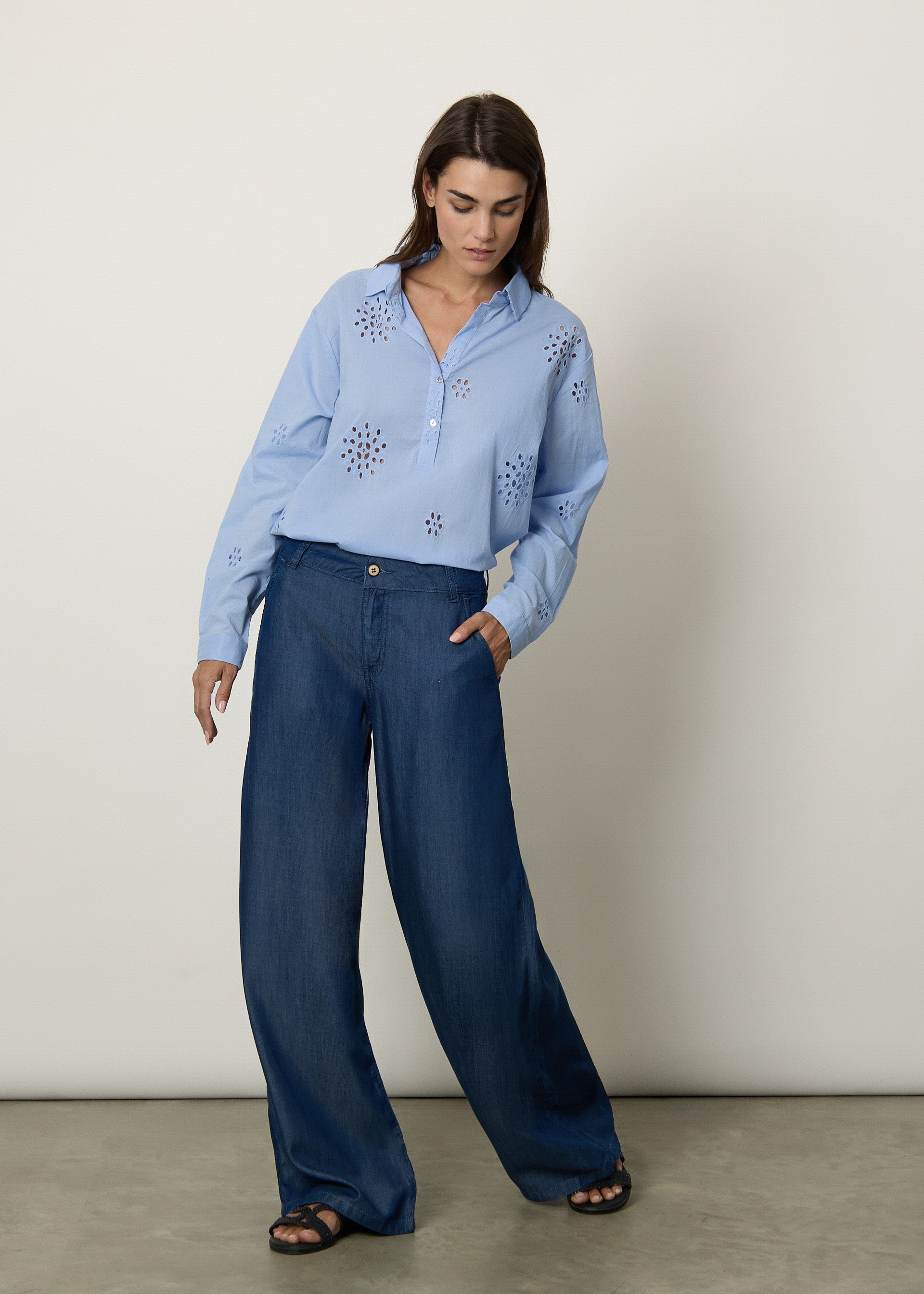 Pantaloni chambray ampi