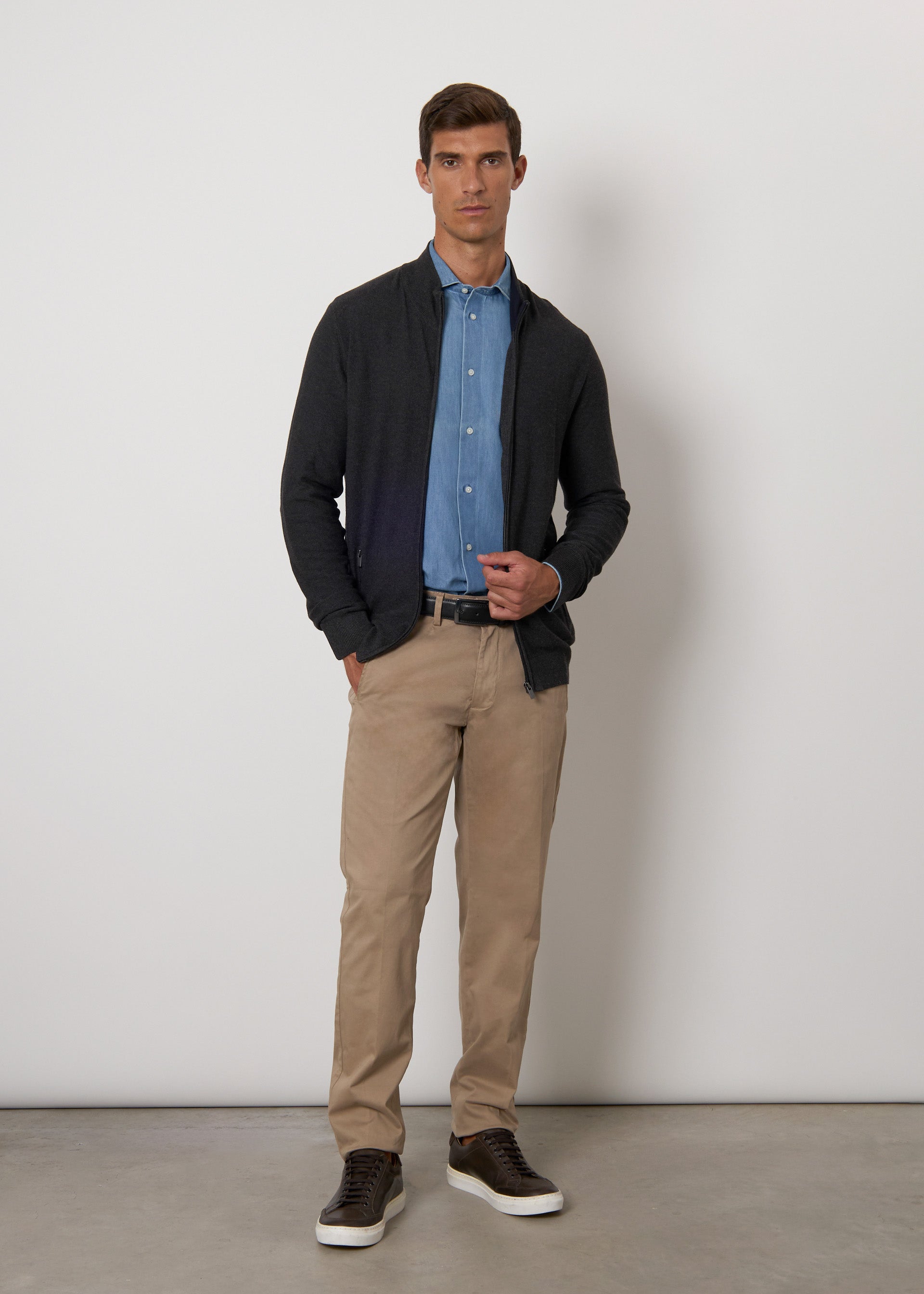 Cardigan in maglia con zip