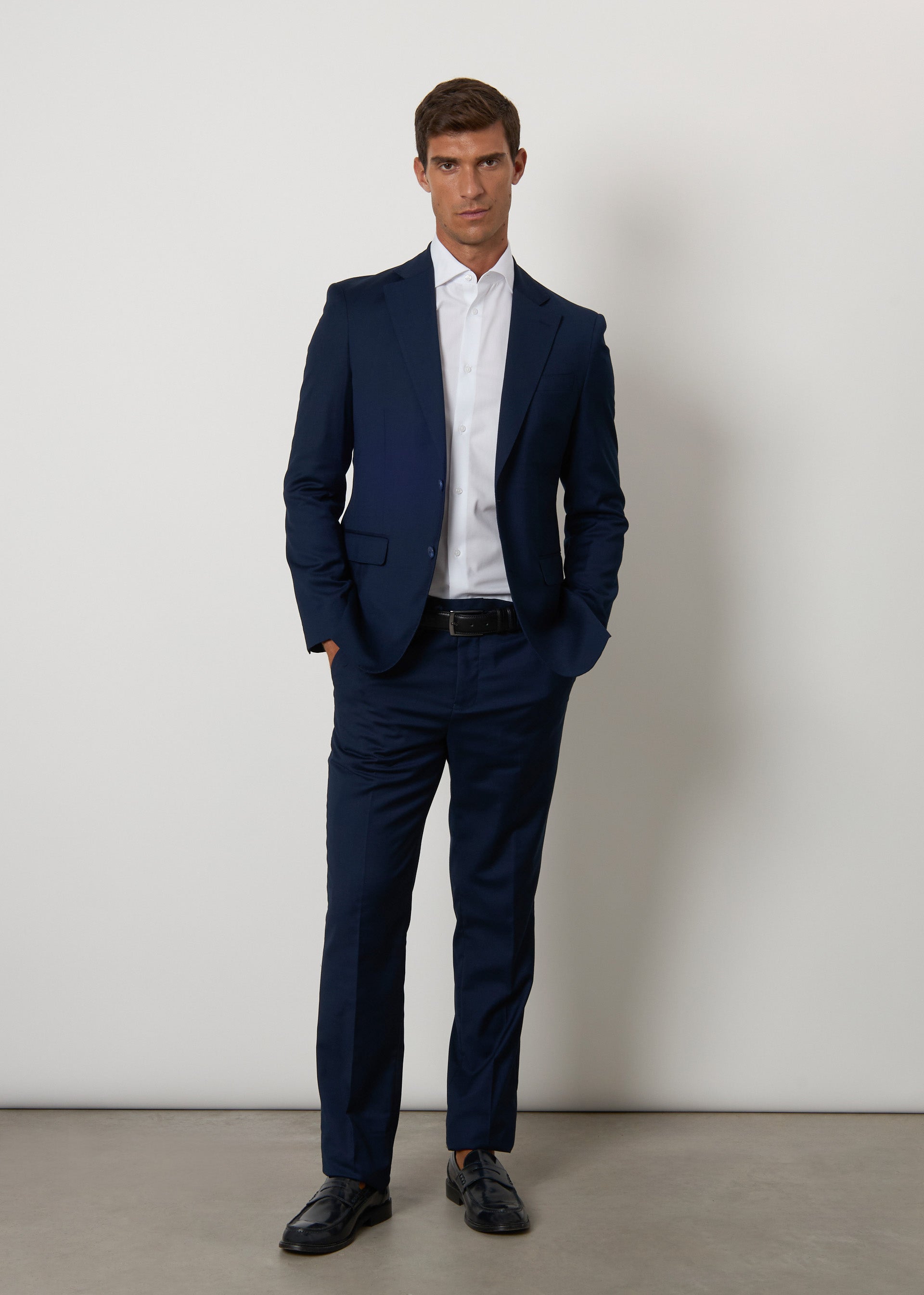 Completo regular tinta unita