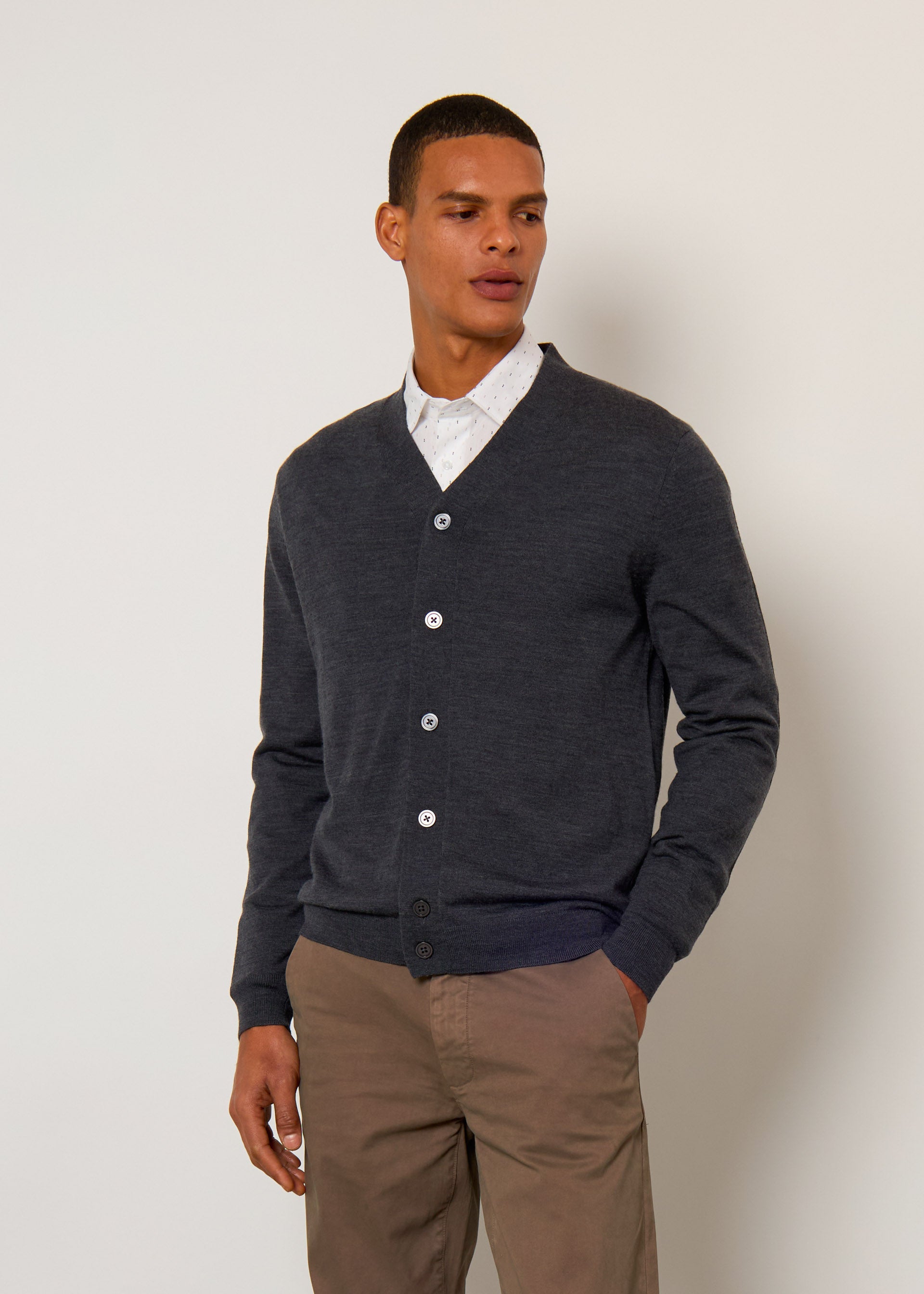 Cardigan in pura lana Merinos