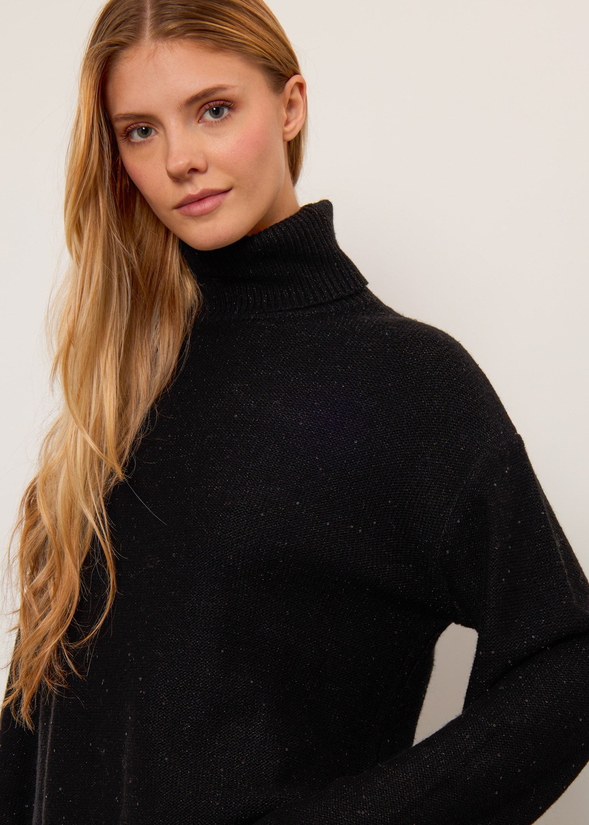 Dolcevita paillettes misto lana