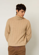 Dolcevita in lana lavorata