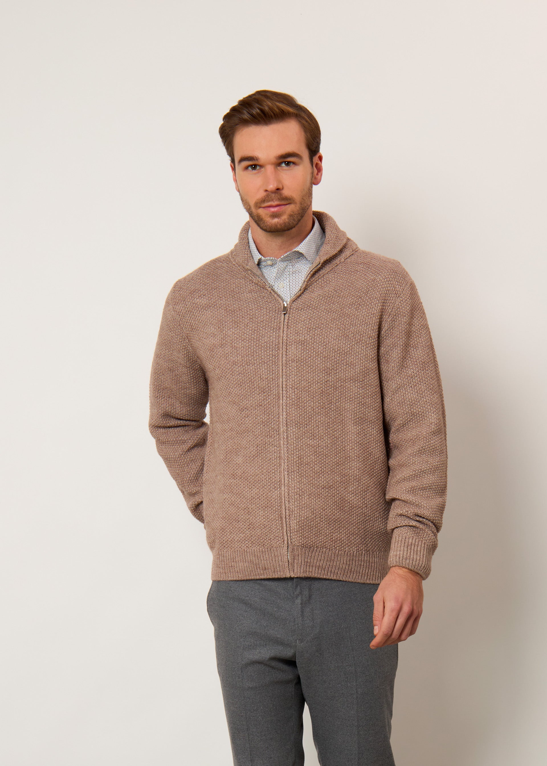 Cardigan con zip in lana