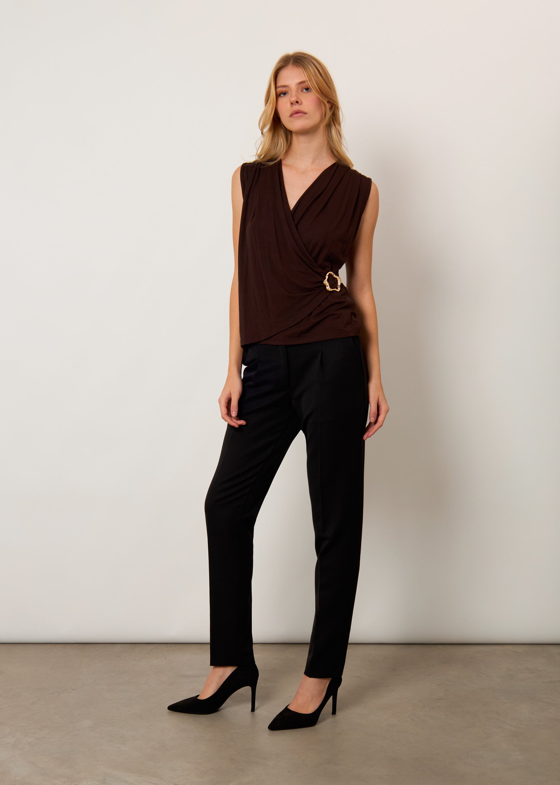 Pantaloni a vita alta