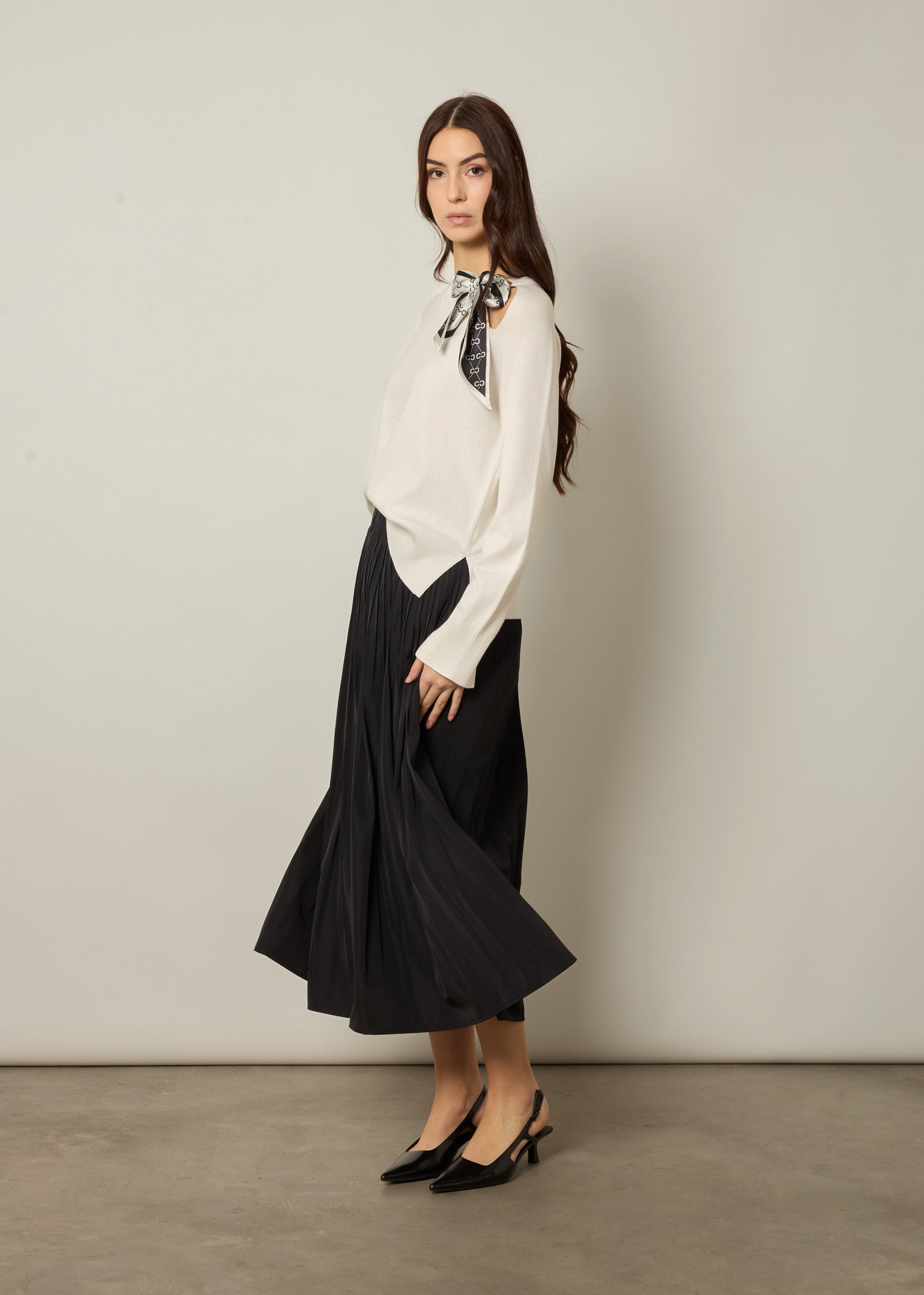 Pullover con foulard