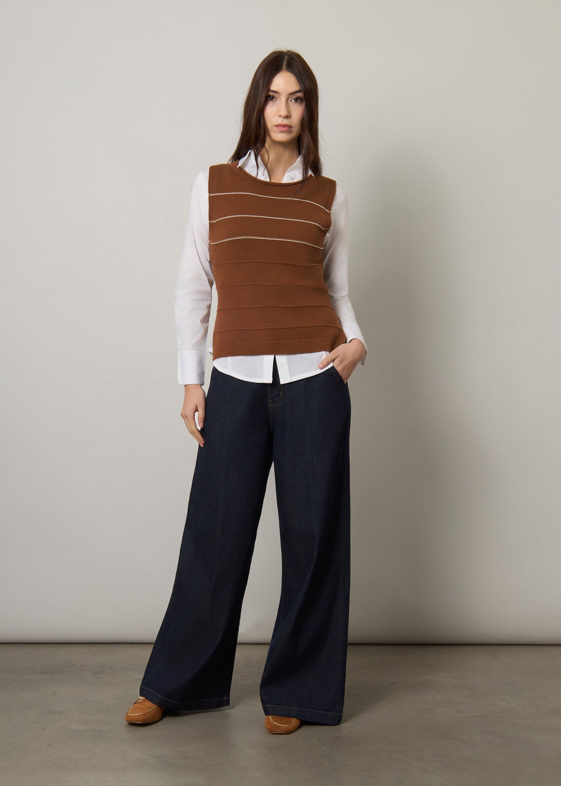 Pullover smanicato in maglia