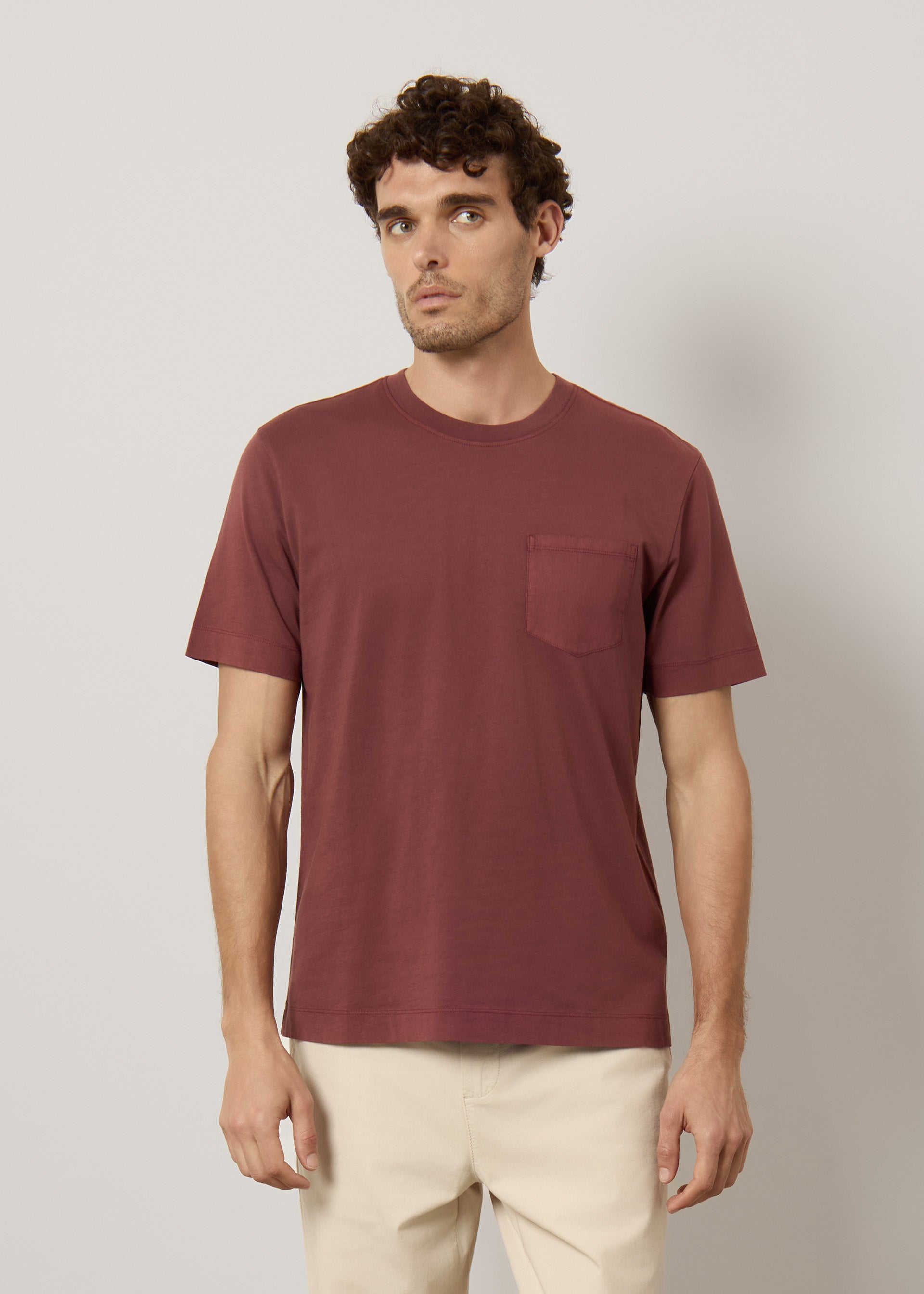 T-shirt in puro cotone con taschino