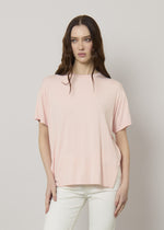 T-shirt over con spacchi