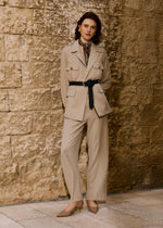 Pantaloni ampi