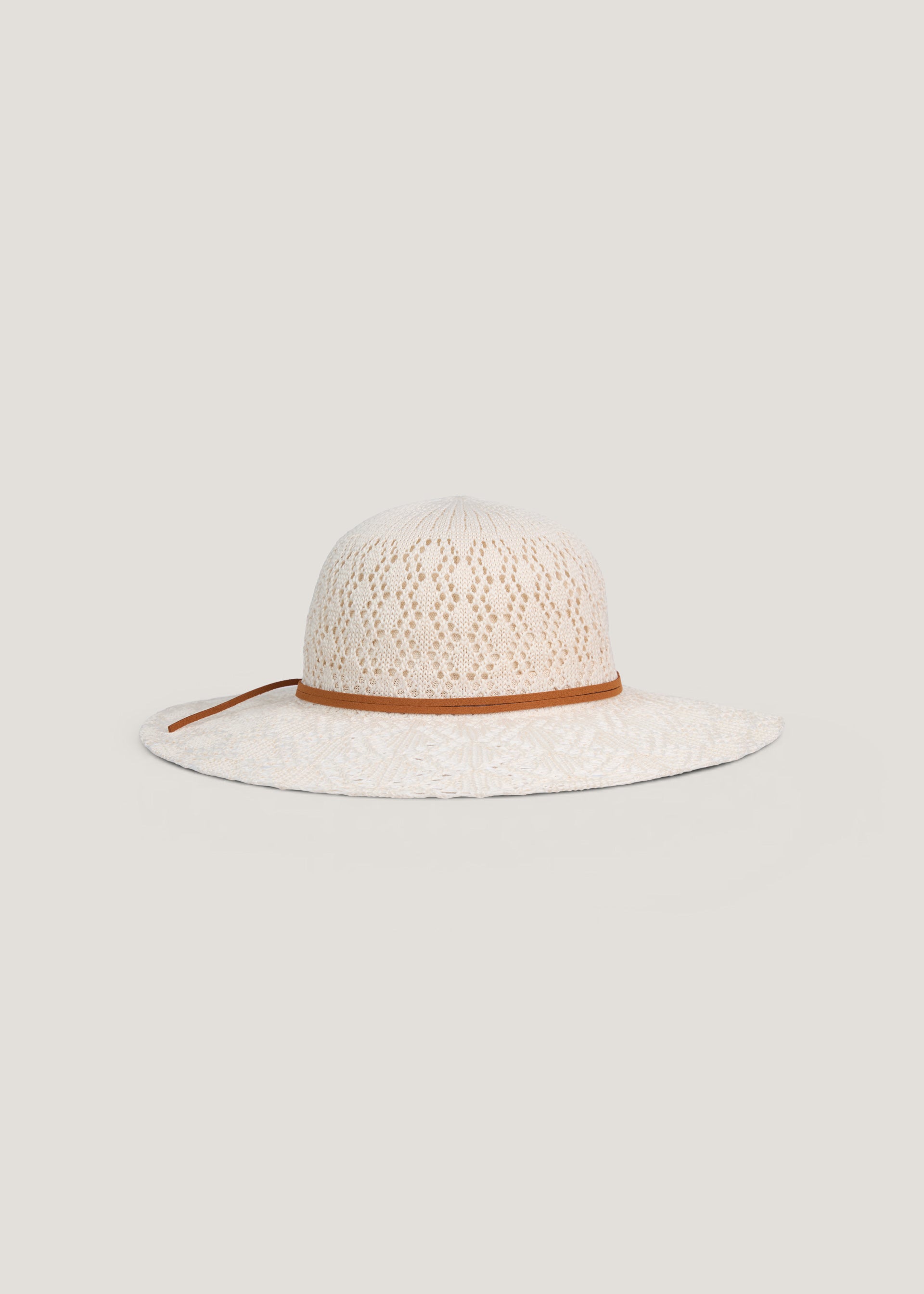 Cappello a tesa larga