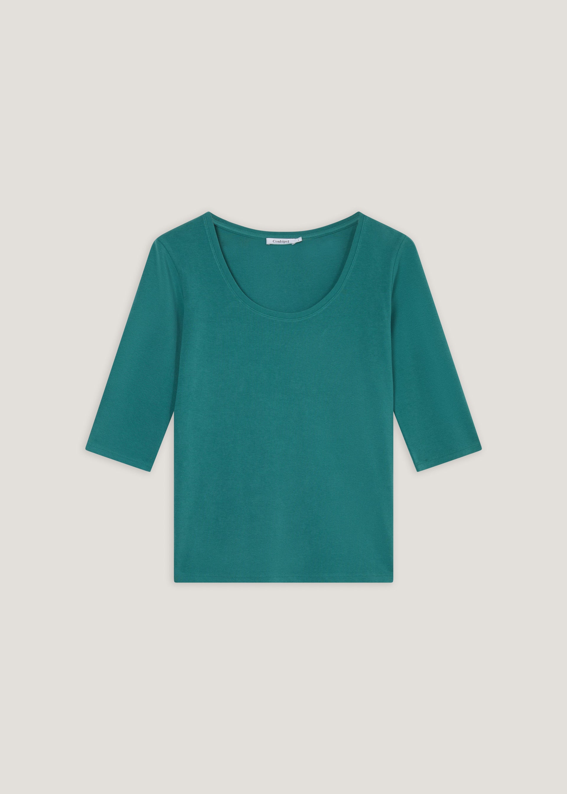 T-shirt in cotone scollo ampio