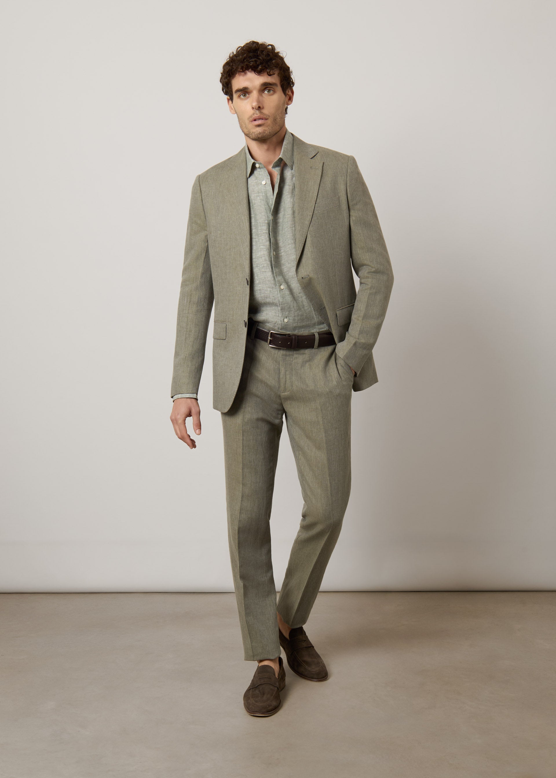 Completo in lino e cotone slim fit