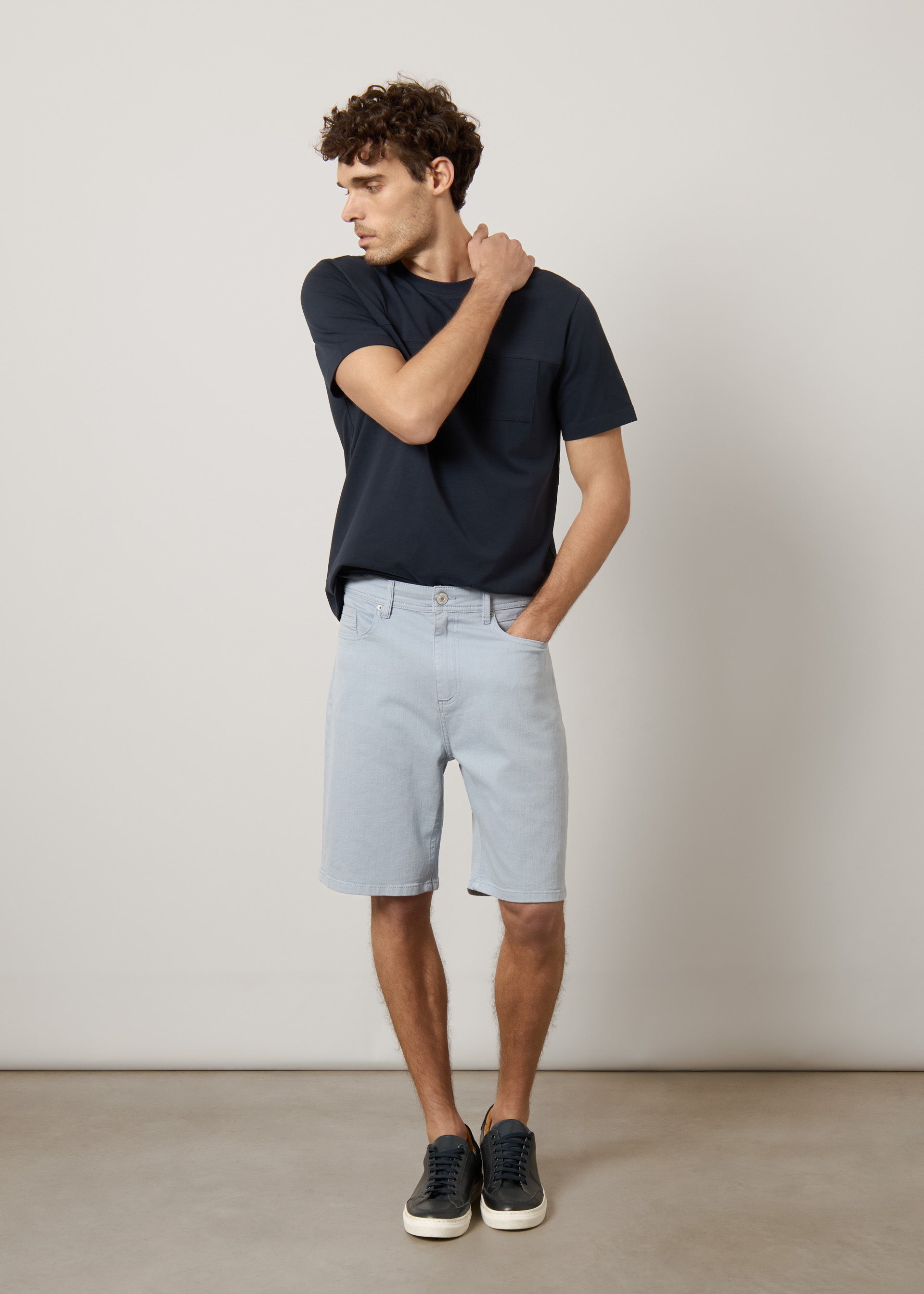Bermuda in denim color