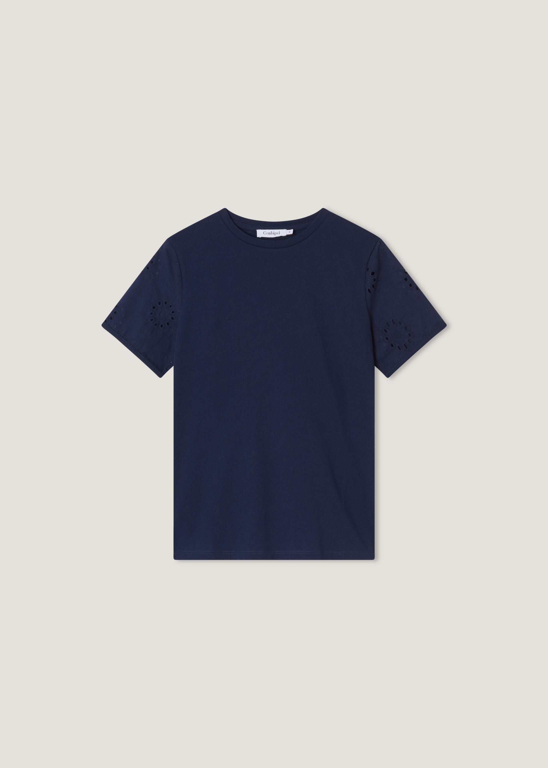 T-shirt in puro cotone con sangallo