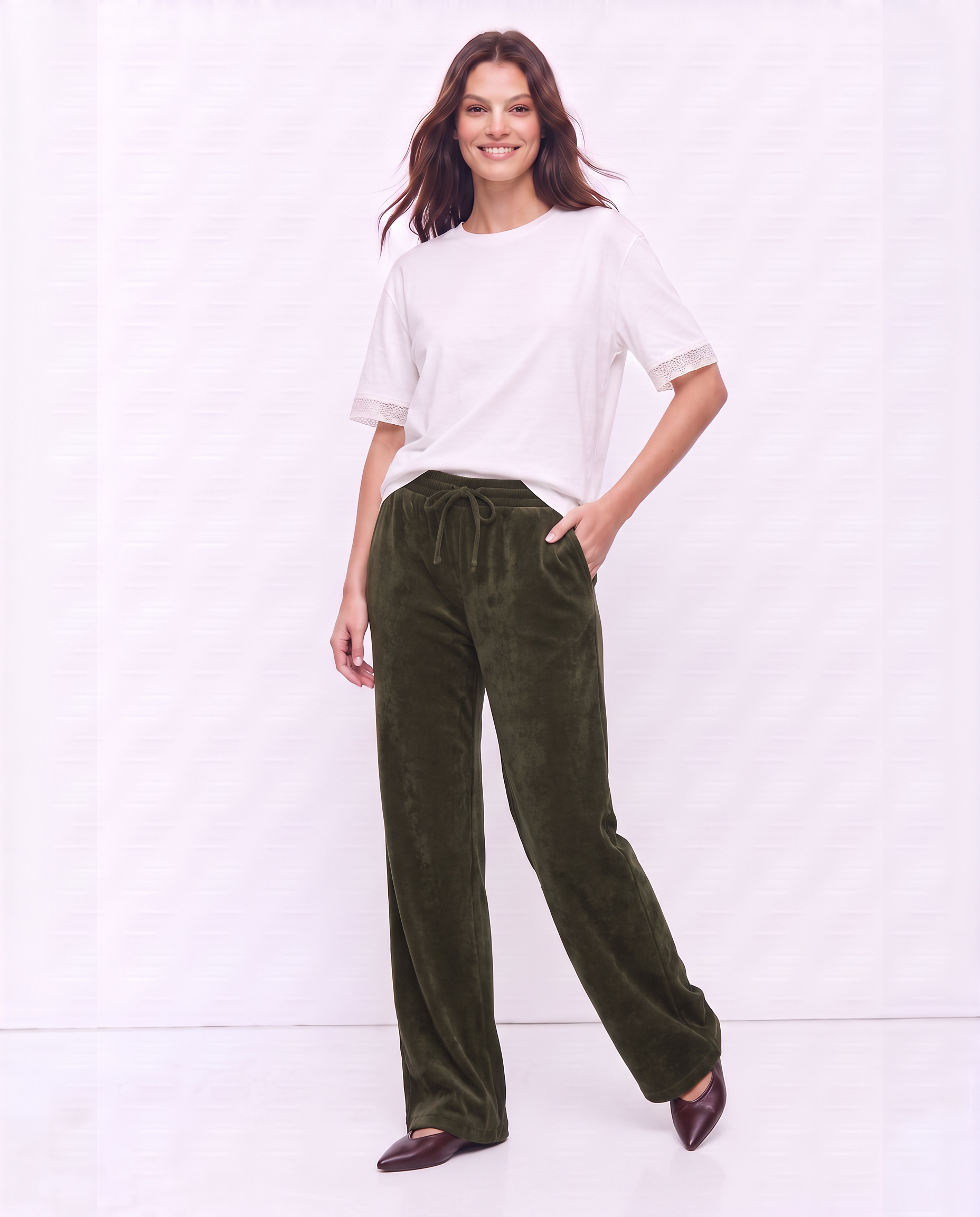 Pantaloni con coulisse in velluto a coste