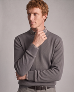 Maglione a costine con girocollo