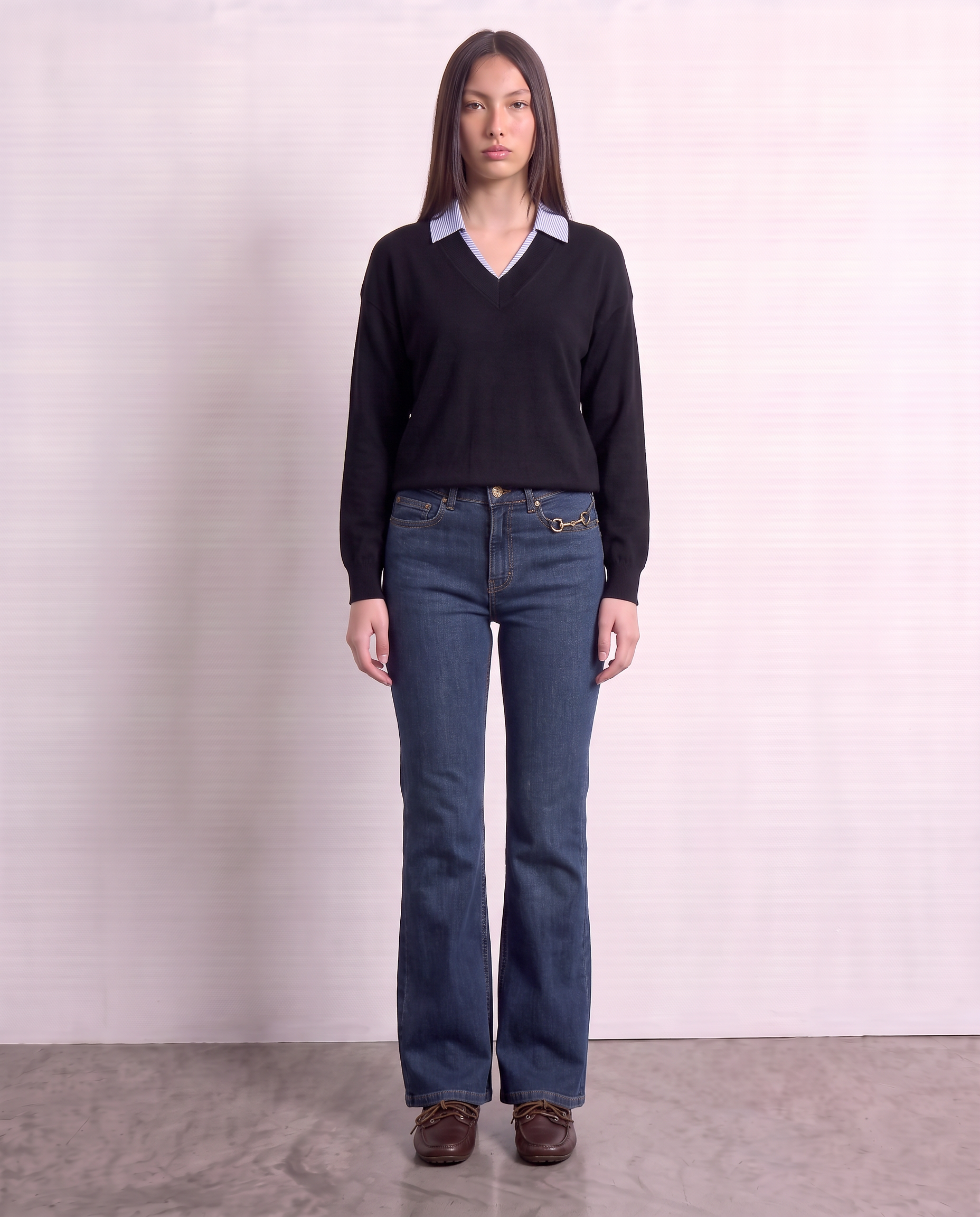 Jeans flare a gamba larga