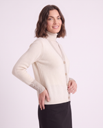 Cardigan con lavorazione a trecce