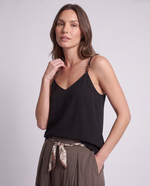 Top con perline applicate