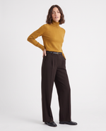 Pantaloni in crêpe a gamba larga