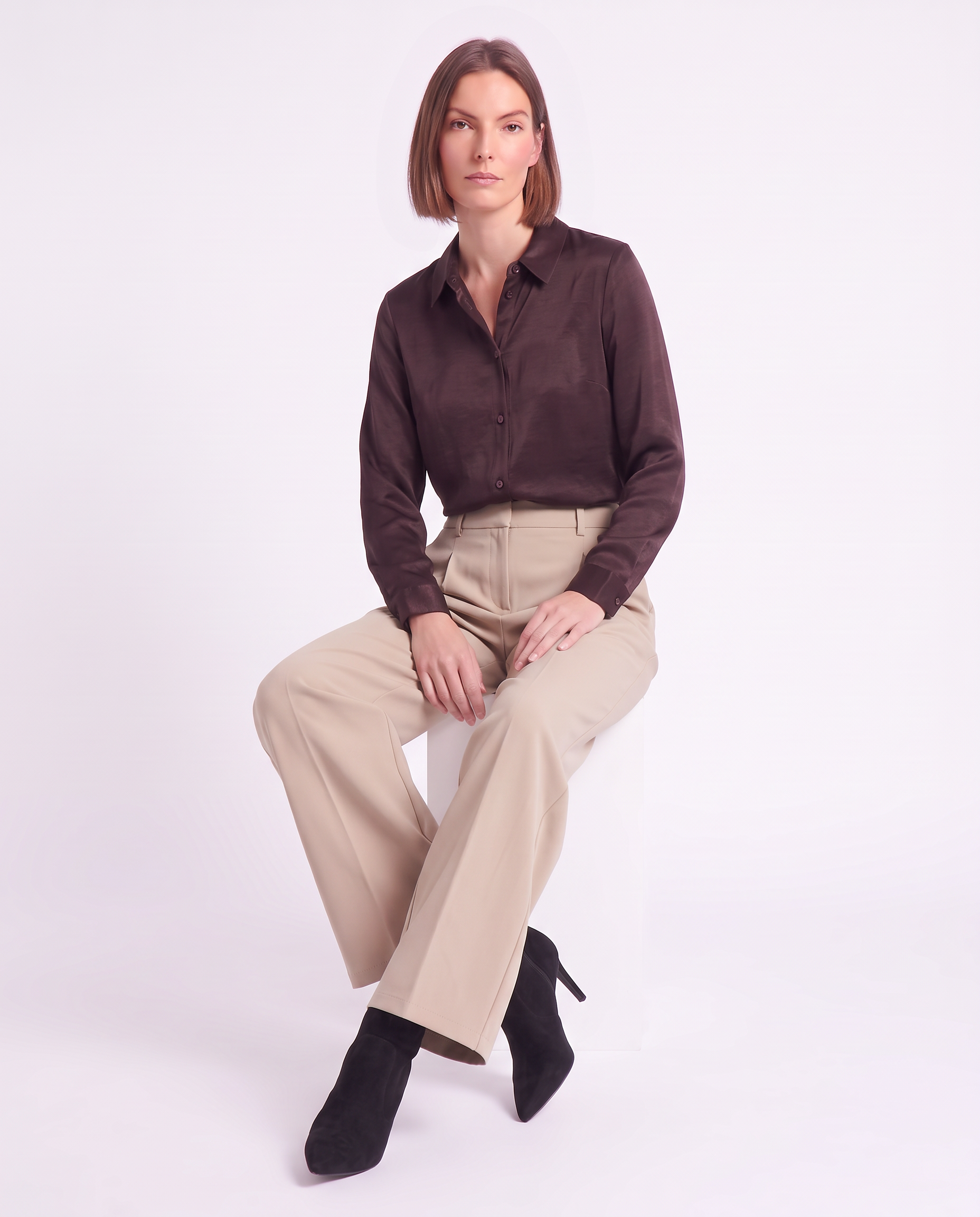 Pantaloni in crêpe a vita alta