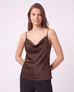 Top con spalline e scollo a gronda
